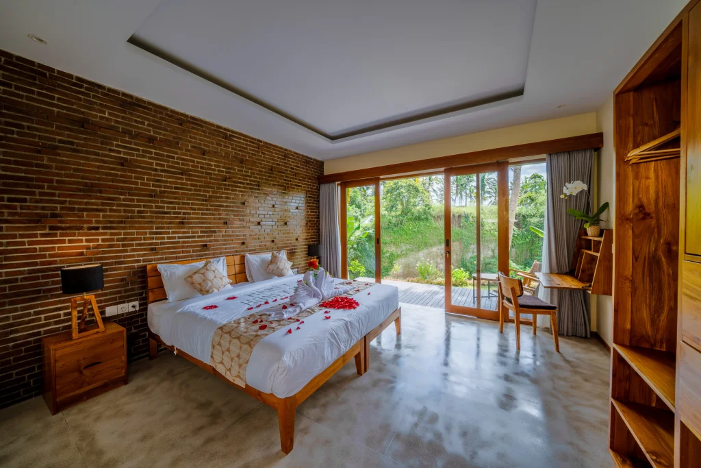 Master bedroom at Eveuss Villa